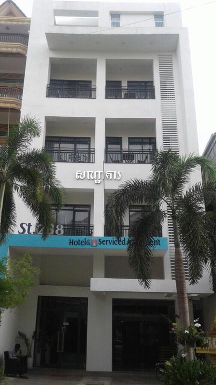 White Residence Hotel & Apartment Phnom Penh Esterno foto