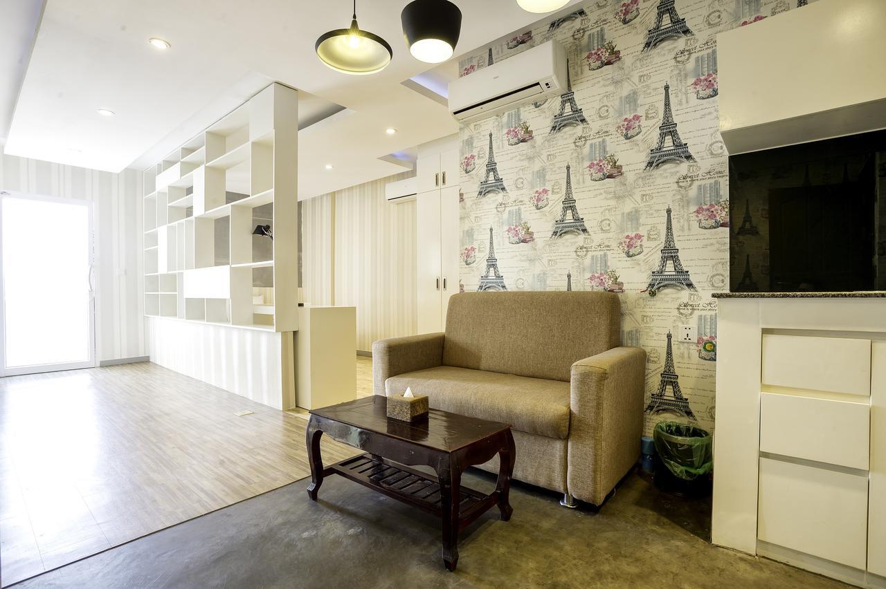 White Residence Hotel & Apartment Phnom Penh Esterno foto